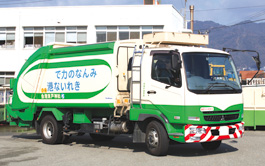 4tパッカー車による収集
